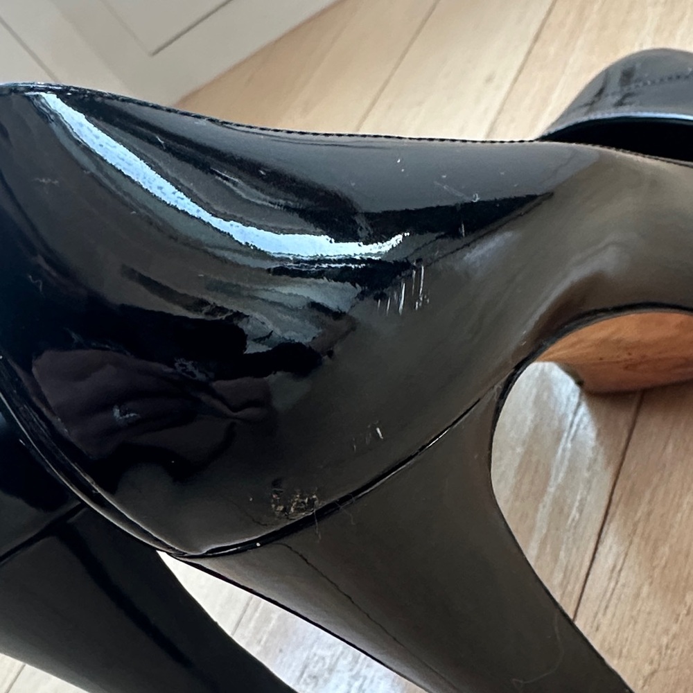 CHANEL Black and Silver Patent Leather Heels - Picture 7 of 11
